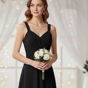 DAVE’S BRIDAL BLACK CRINKLE  SHORT  DRESS. NEW WITH TAGS. SIZE 6